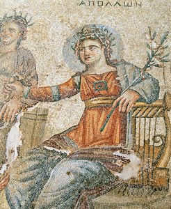 O mosaico Apollo e Marsyas, detalhe de Plínio e Apolo, Casa de Aion, Paphos, mosaico de Chipre de Roman
