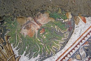 Imagem desconhecida de Roman