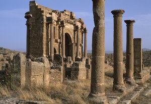 Arco de Trajano (52-117 dC), c.100 dC, Alto Período Imperial (27 aC-395 dC) de Roman Imperial Period
