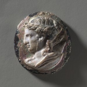 Cameo: Chefe de Artemis, 100-200 de Roman Imperial Period
