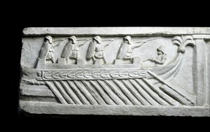 Um navio de guerra (baixo relevo) de Roman Roman