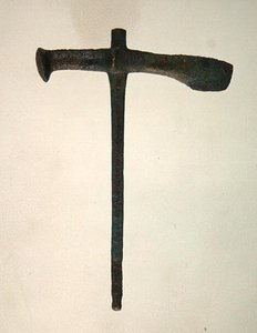 Machado, encontrado na Bebra (cobre) de Roman Roman