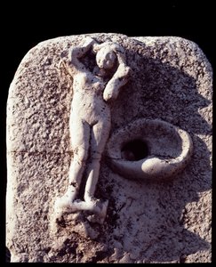 Fonte de Vénus, sítio de Herculano, século V a.C.-1 d.C. de Roman Roman