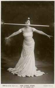 Carrie Moore, atriz australiana, c1900s. de Rotary Photo