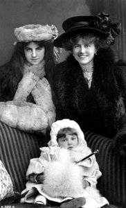 Ellaline Terriss 1872-1971, atriz e cantora inglesa, 1908.
