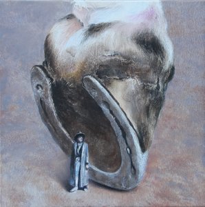Casco Gigante, Homem Minúsculo