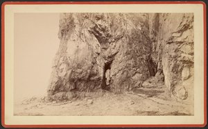 Split Rock a partir do norte, Mt. Desert. de S.R. Stoddard