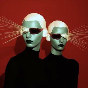 Manequins de moda futuristas de Samantha Hearn
