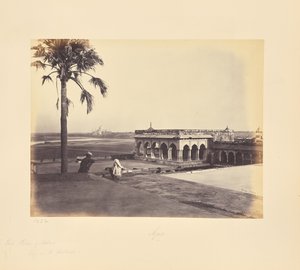 Agra; o forte e palácio de Akbar com o Taj ao longe, outra vista de Samuel Bourne