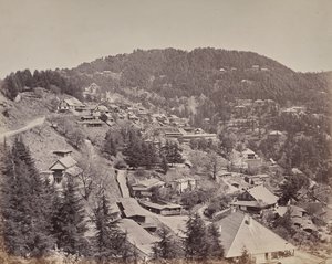 Shimla. Casas de residentes europeus, vista para leste de Samuel Bourne