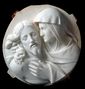 Escultura em mármore Pieta de Santo Varni (1807-1885) 1863-1870. Dim. 56x52x12 cm Da coleção do Príncipe Odon di savoia. Genes, Galleria d