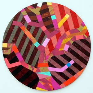 Twixt Heaven & Earth VII-A (acrílico sobre tábua circular) de Sara Hayward