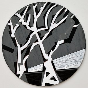 Twixt Heaven & Earth XV-B (acrílico no quadro circular) de Sara Hayward