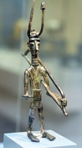 Figura de bronze de um guerreiro, c.1800-1200 a.C. (bronze) de Sardinia Nuragic Civilization