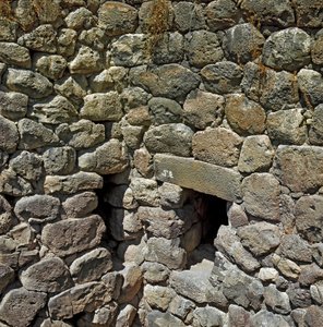 Cultura nuraginesa (nuraghi) Sardo: ruínas da cidade nuraginesa do megalitic site de Su Nuraxi: a torre real. 1100-1050 AC. Barumini Sardenha Itália de Sardinia Nuragic Civilization