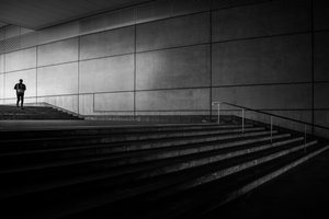 Passos Modernos: Solidão de Satoshi Hata