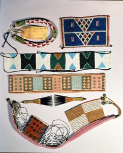 Colecção de artefactos com contas zulu de School African
