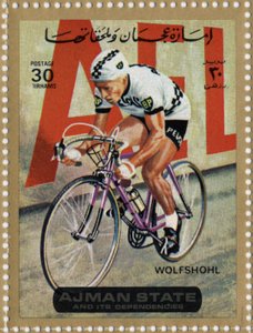 Carimbo dos EAU representando o ciclista Rolf Wolfshohl (Ne 1938).