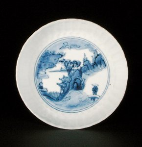 Pires de kraak azul e branco pintados com uma figura numa paisagem, marca Egret, Wanli ou Tianqi de School Chinese