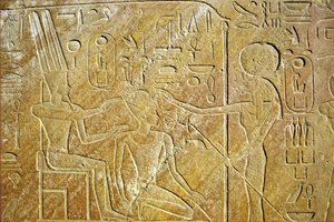 Antigo Egipto, Pintura/gravura mural, Sakhmet dirige-se a Amon Ra e Hatshepsut, Templo de Karnak, Luxor de School Egyptian