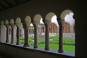 O Cloister de School French