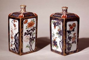 Um par de tokkuri (cerâmica) de Japanese School