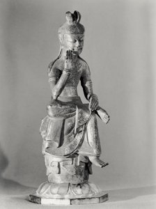 Bodissatva Sentado em uma Postura Meditativa, c.645-794 (bronze dourado) (foto a p-b) de Japanese School