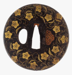 Tsuba: Pergaminhos florais de School Kaga