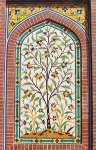 Árvore florida, decoração Majolica, Mesquita Wazir Khan (século XVII), Lahore, Punjab, Paquistão