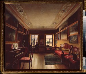 No quarto. (Dois homens conversando em frente à janela de uma sala com piano, decorada com pinturas). Pintura de um mestre russo, óleo sobre tela, por volta de 1830. Arte russa de School Russian