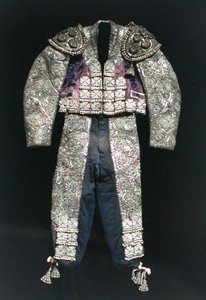 Casaco e calças Matador (têxtil)