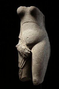 Torso de Vénus (basalto)