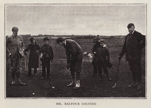 Arthur Balfour, político conservador britânico, jogando golfe (foto a p/b)