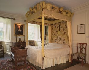 Cama de dossel e berço, usada por Maria, Rainha dos Escoceses (1542-87) e seu filho, o futuro Jaime VI da Escócia e eu da Inglaterra (1566-1625)