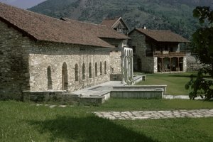 Refeitório e casa de hóspedes, final do século XII de Serbian School