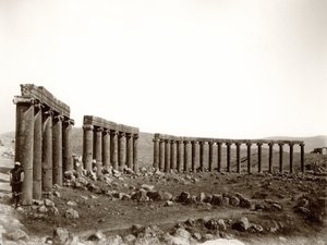 A praça oval com colunas do noroeste, Jerash, 1867