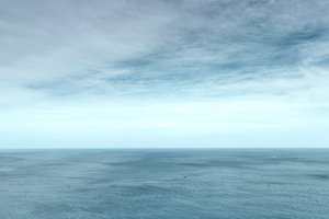 Horizonte do oceano sereno de Shijimi