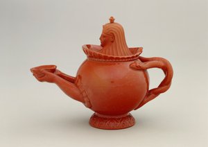 Bule de tema egípcio, depois de 1793 (cerâmica)