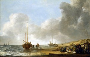 Uma cena na praia de Scheveningen (Haia, Países Baixos), o mar à esquerda e as dunas de areia à direita; ao centro, um barco de pesca com a quilha assente e um grupo de pescadores