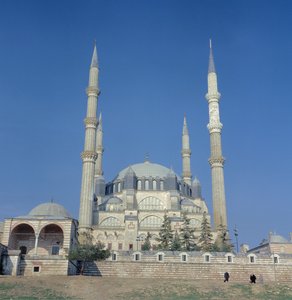 Vista da mesquita, otomana, construída c.1569-75 de Sinan