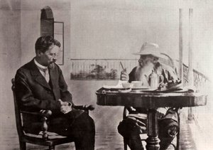 Leo Tolstoi e Anton Chekhov, autores russos, 1902