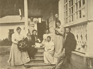 Autor russo Leo Tolstoy com a família em seu aniversário de esposa, Rússia, anos 1900