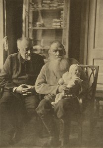 Autor russo Leo Tolstoy com seu genro e neta, Rússia, c1905-c1906