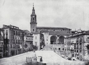 Plaza De La Constitucion, Vitoria (fotografia a preto e branco) de Spanish Photographer
