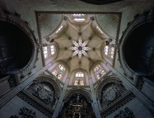 O teto da Capilla del Condestable, final do século 15 de Spanish School