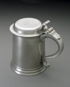 Tankard, c. 1820-1827 (estanho) de Spencer Stafford