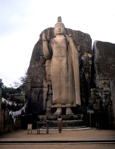 O grande Buda de Avukana. O Sri Lanka. Século V. de Sri Lankan School