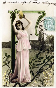 F: Mlle Beauregard, artista dos anos 1900 - Alfabeto em cartão postal de Studio Reutlinger