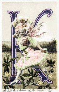 K: Juliette Mealy, cantora e dançarina de cabaré de la Belle Epoque - criadora da canção "Frou Frou" em 1897 - Alfabeto em cartão postal