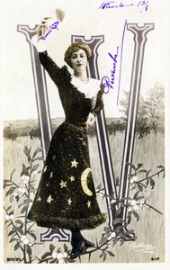 W: Liane De Pougy, dançarina e courstisane da Belle Epoque - alfabeto em cartão postal de Studio Reutlinger